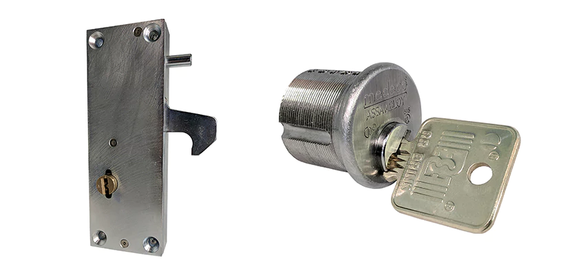 RR Fence Gates Brink Locks Repair in Yorba Linda, California